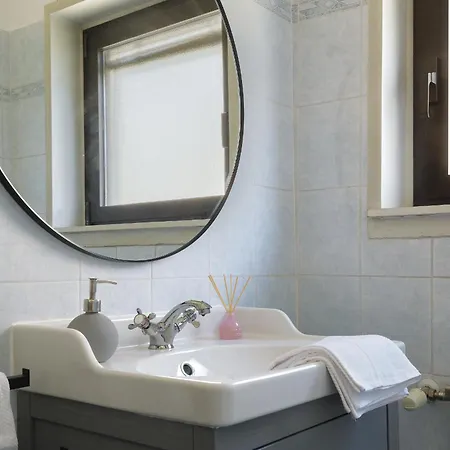 Dimora Di Alta * コモ